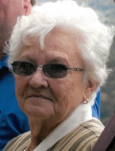 Veleta Vester Pringle